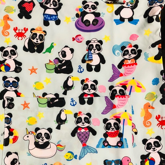 Panda scrub top - Picture 6 of 9